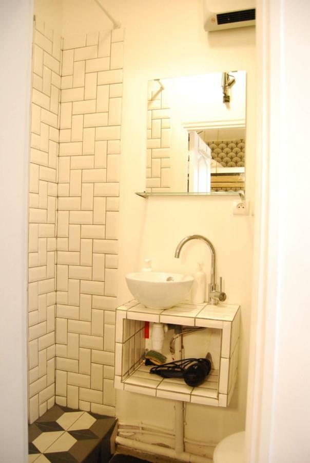 פריז Nice 20M² District Of Batignolles מראה חיצוני תמונה